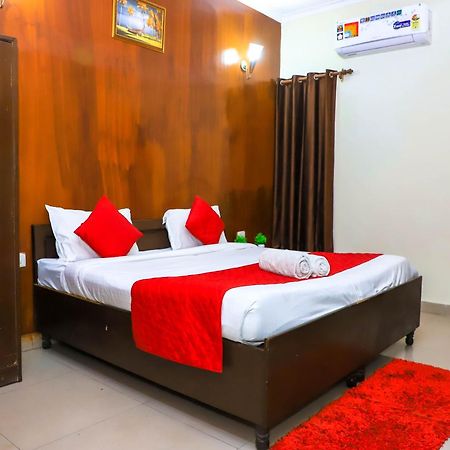 نيودلهي Hotel Global Inn By Quality Inn المظهر الخارجي الصورة