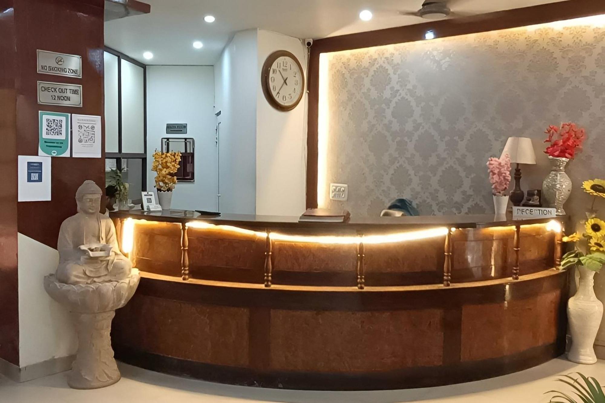 نيودلهي Hotel Global Inn By Quality Inn المظهر الخارجي الصورة