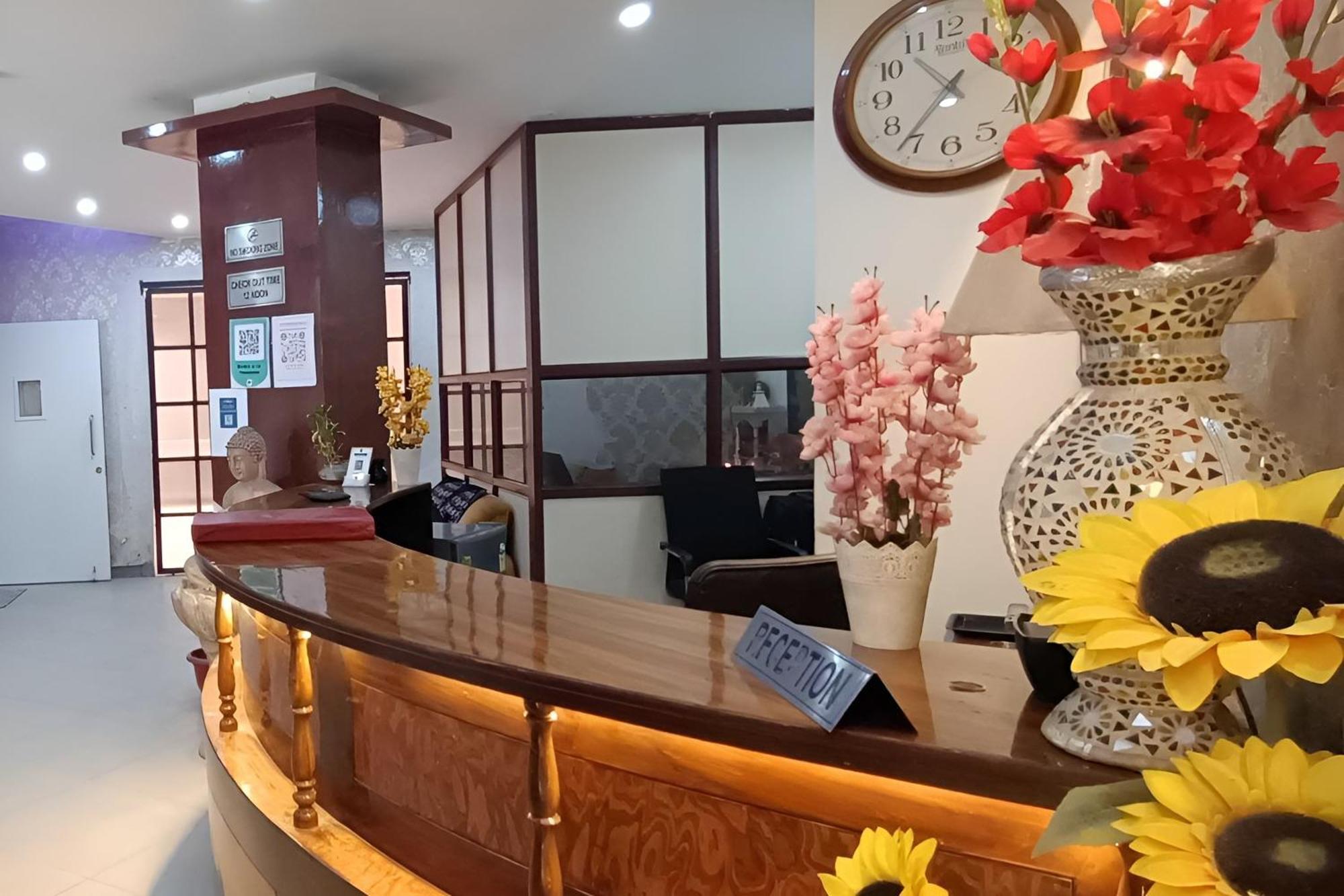 نيودلهي Hotel Global Inn By Quality Inn المظهر الخارجي الصورة