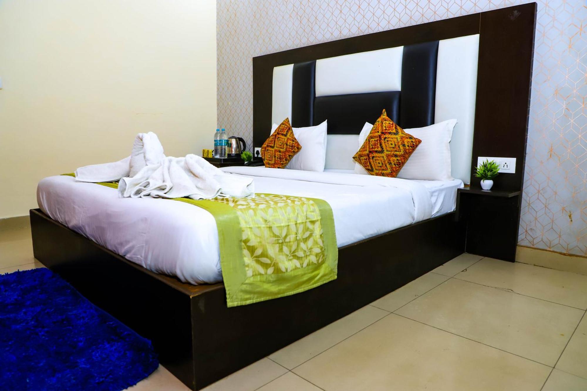 نيودلهي Hotel Global Inn By Quality Inn المظهر الخارجي الصورة