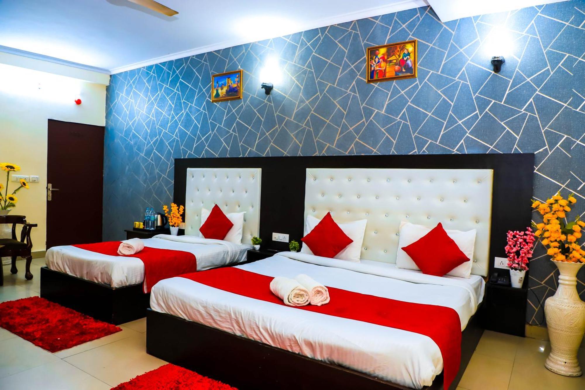نيودلهي Hotel Global Inn By Quality Inn المظهر الخارجي الصورة