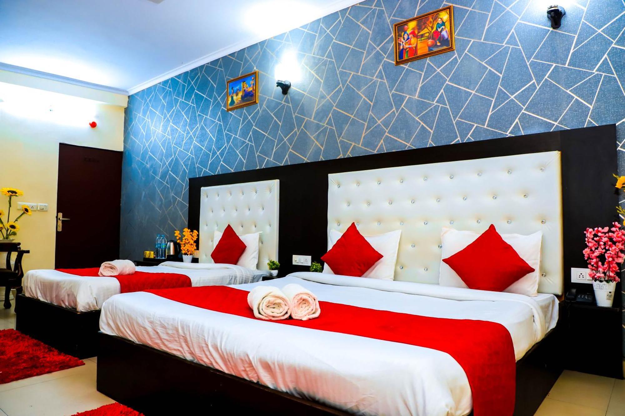 نيودلهي Hotel Global Inn By Quality Inn المظهر الخارجي الصورة